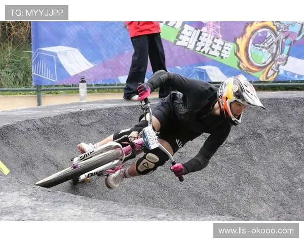 BMX赛事采用电子评分系统，减少裁判主观误差